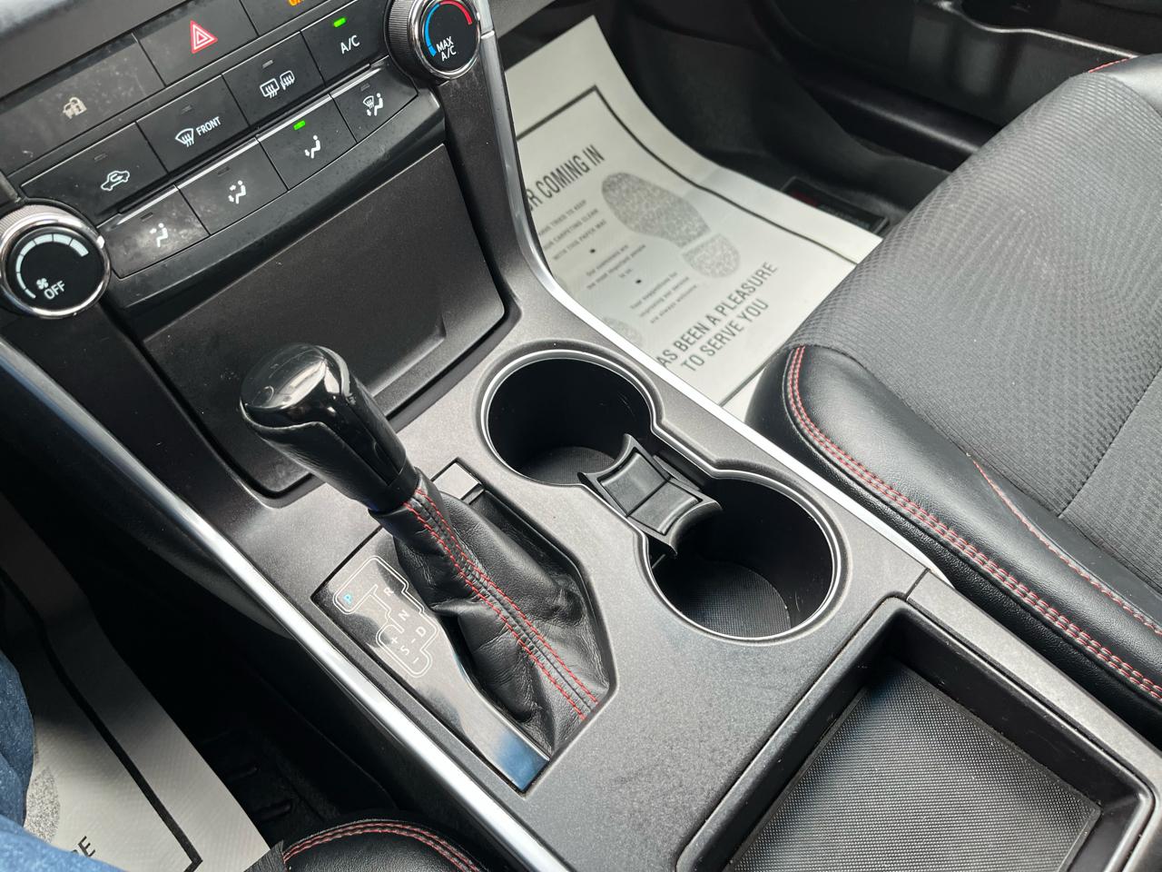 Toyota Camry SE 2017