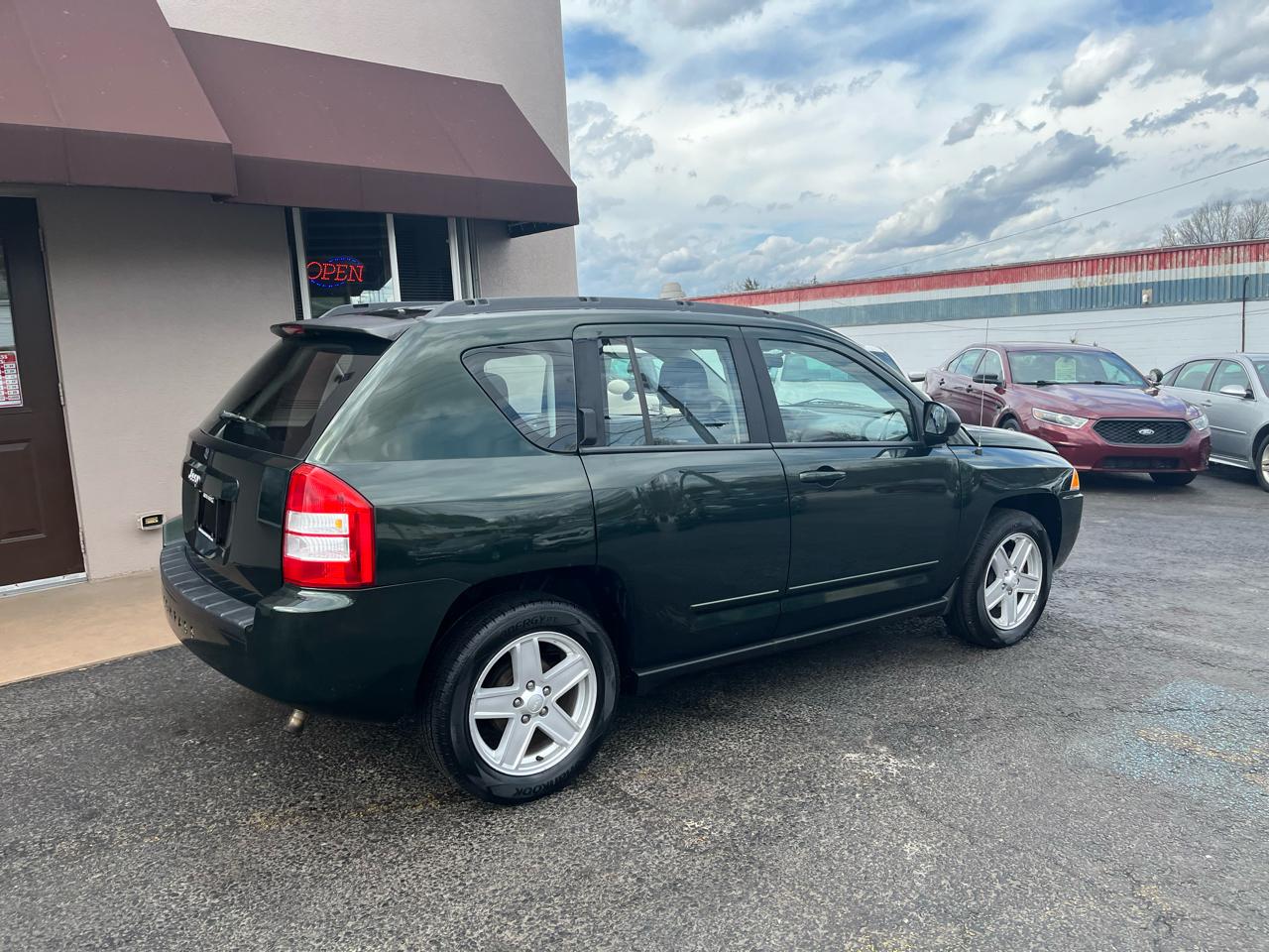 Jeep Compass Sport FWD 2010