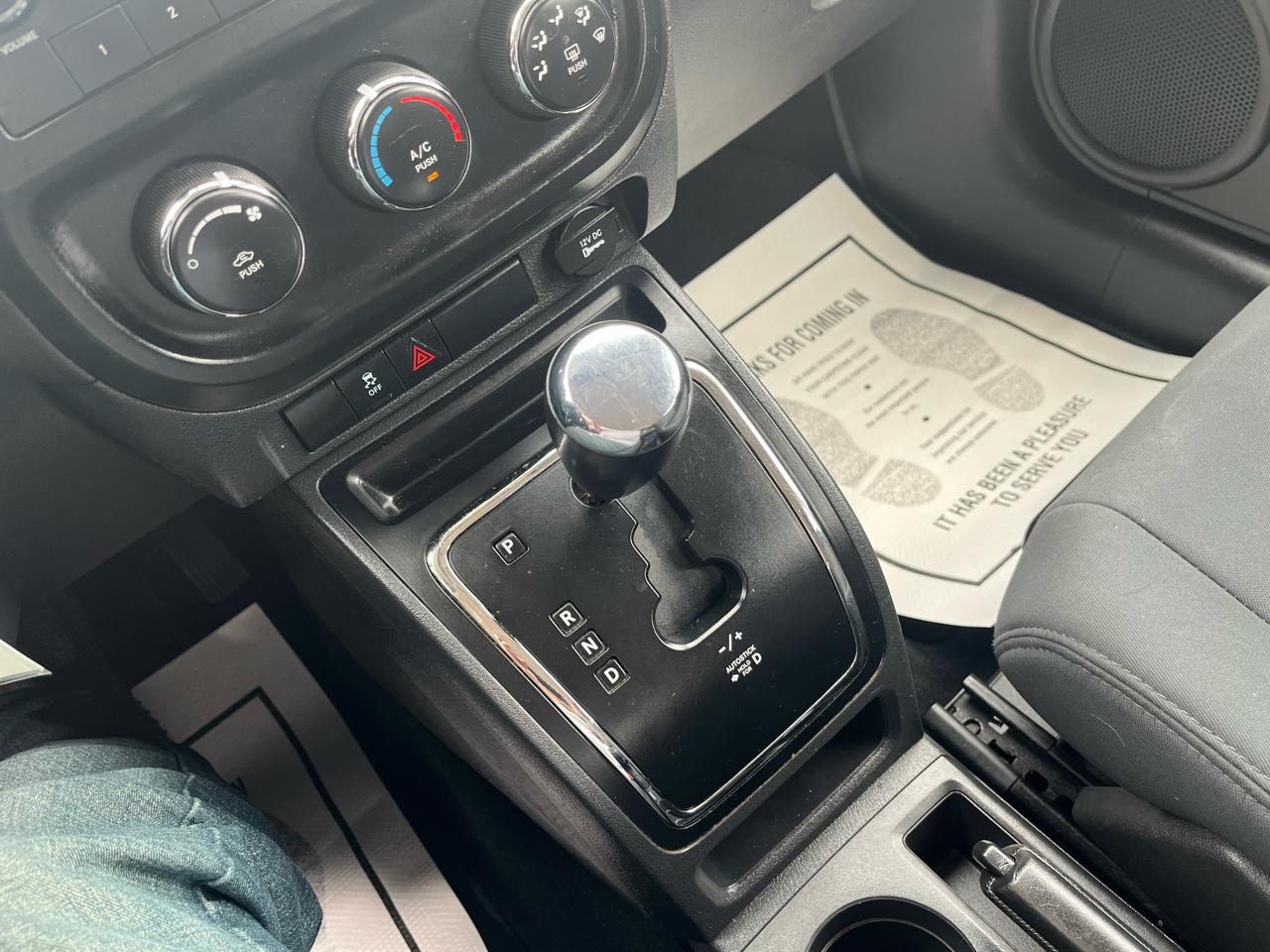 Jeep Compass Sport FWD 2010