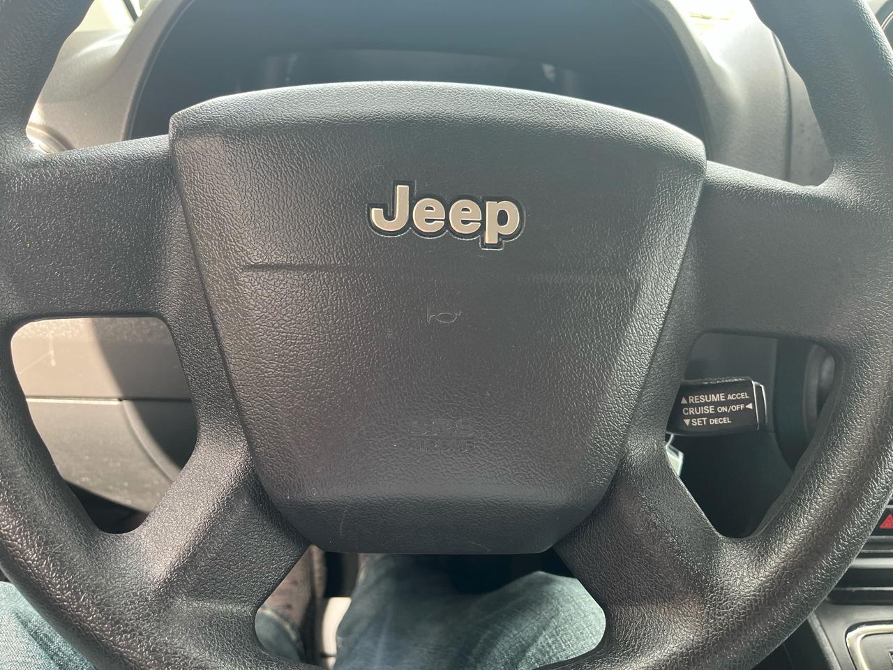 Jeep Compass Sport FWD 2010