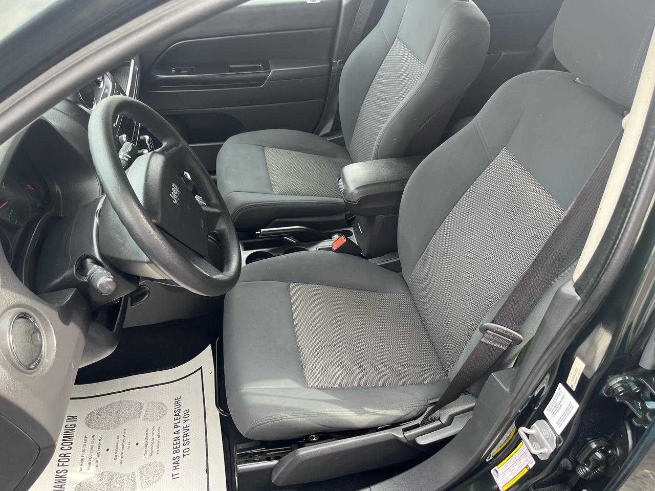 Jeep Compass Sport FWD 2010