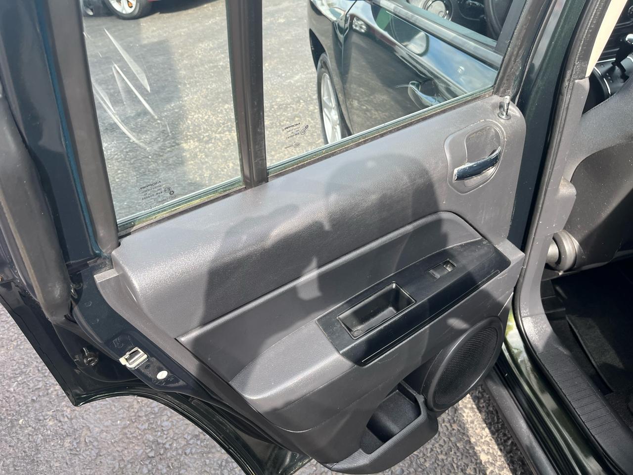 Jeep Compass Sport FWD 2010