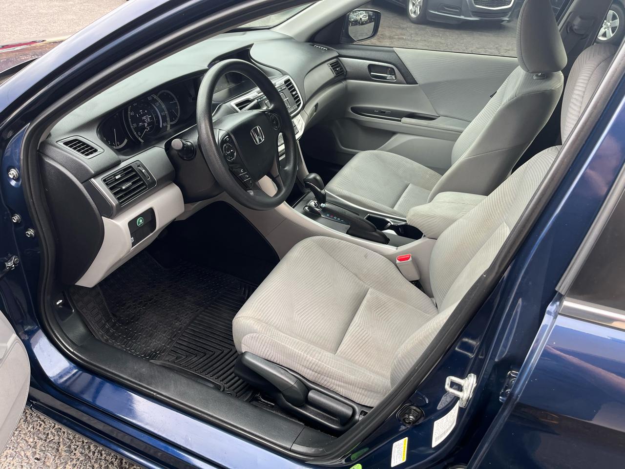 Honda Accord LX Sedan CVT 2015