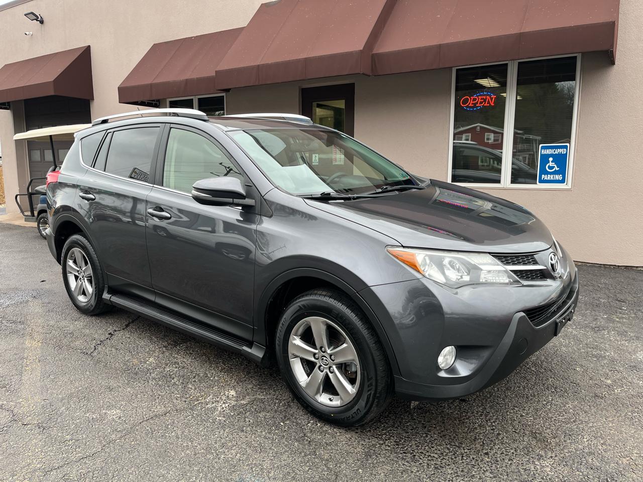 Toyota RAV4 XLE AWD 2015