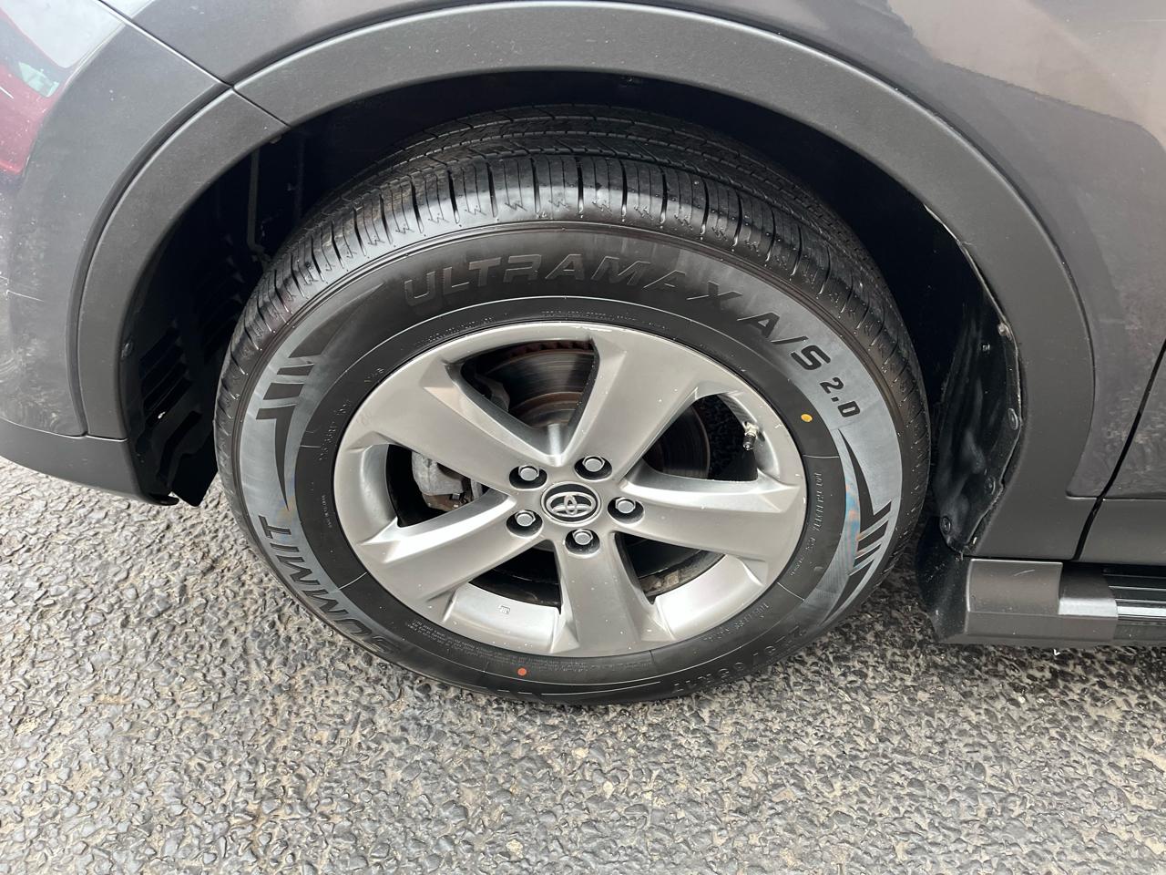 Toyota RAV4 XLE AWD 2015