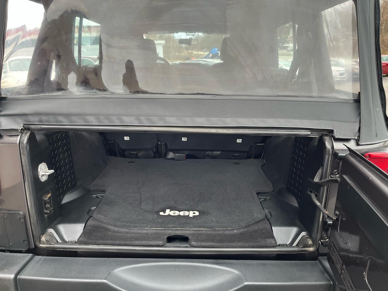 Jeep Wrangler Unlimited Sport 4WD 2014