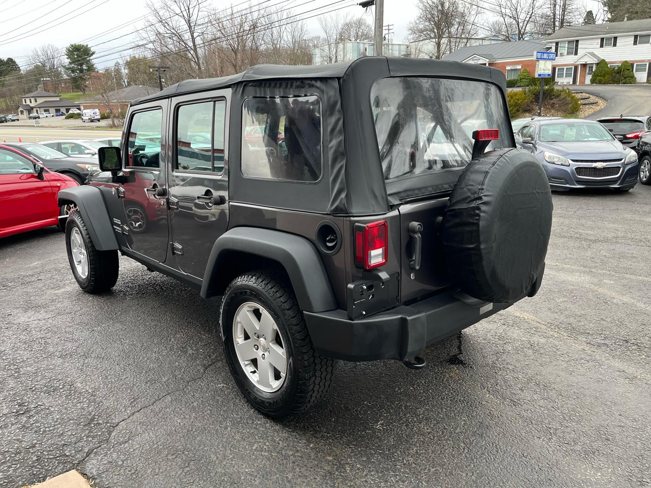 Jeep Wrangler Unlimited Sport 4WD 2014