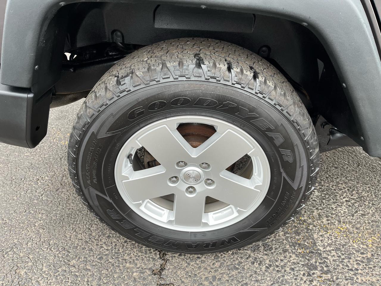 Jeep Wrangler Unlimited Sport 4WD 2014