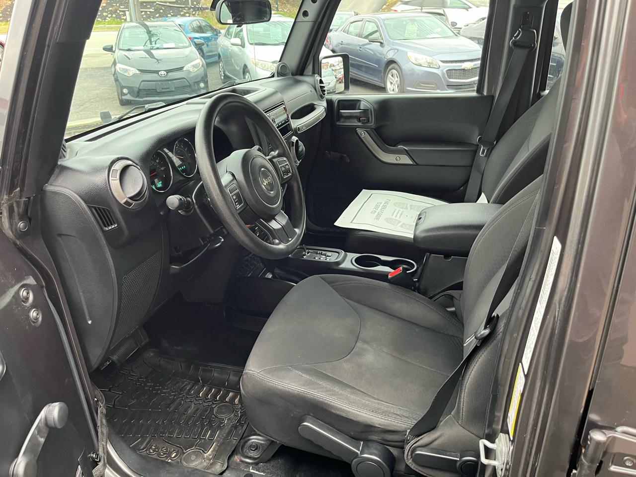 Jeep Wrangler Unlimited Sport 4WD 2014