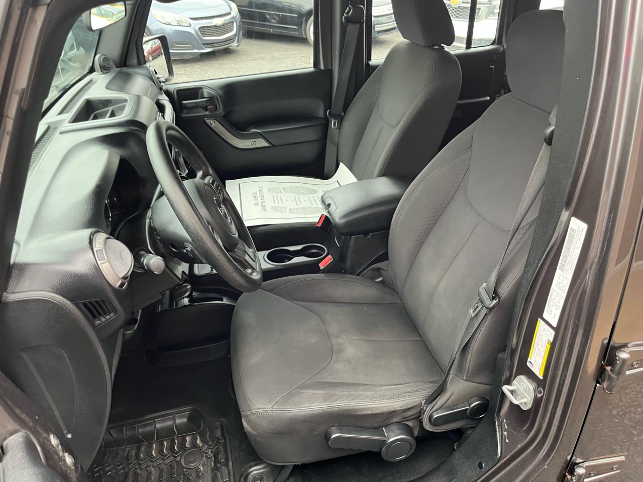 Jeep Wrangler Unlimited Sport 4WD 2014