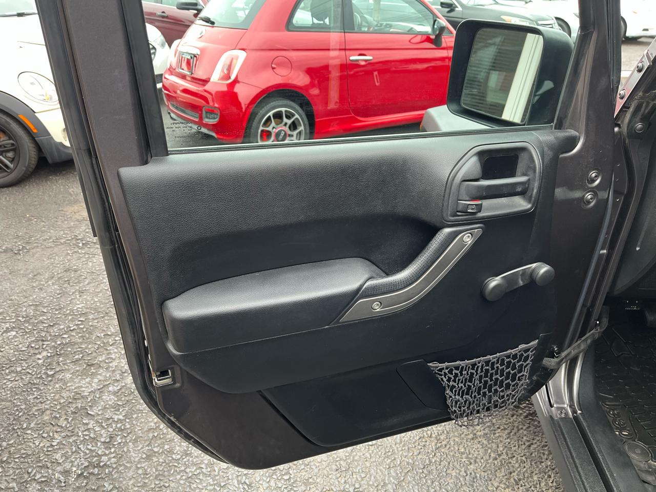 Jeep Wrangler Unlimited Sport 4WD 2014