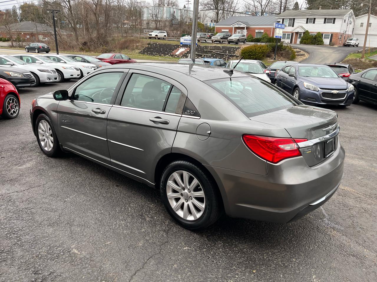 Chrysler 200 Touring 2013