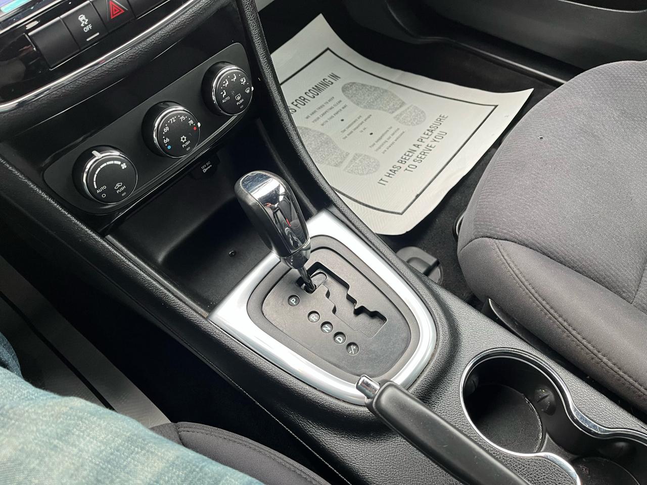 Chrysler 200 Touring 2013