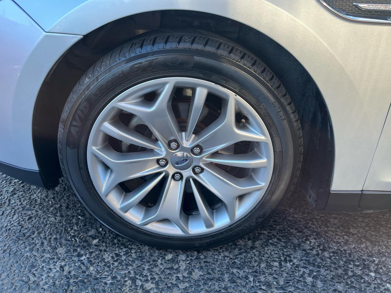 Ford Taurus Limited FWD 2014