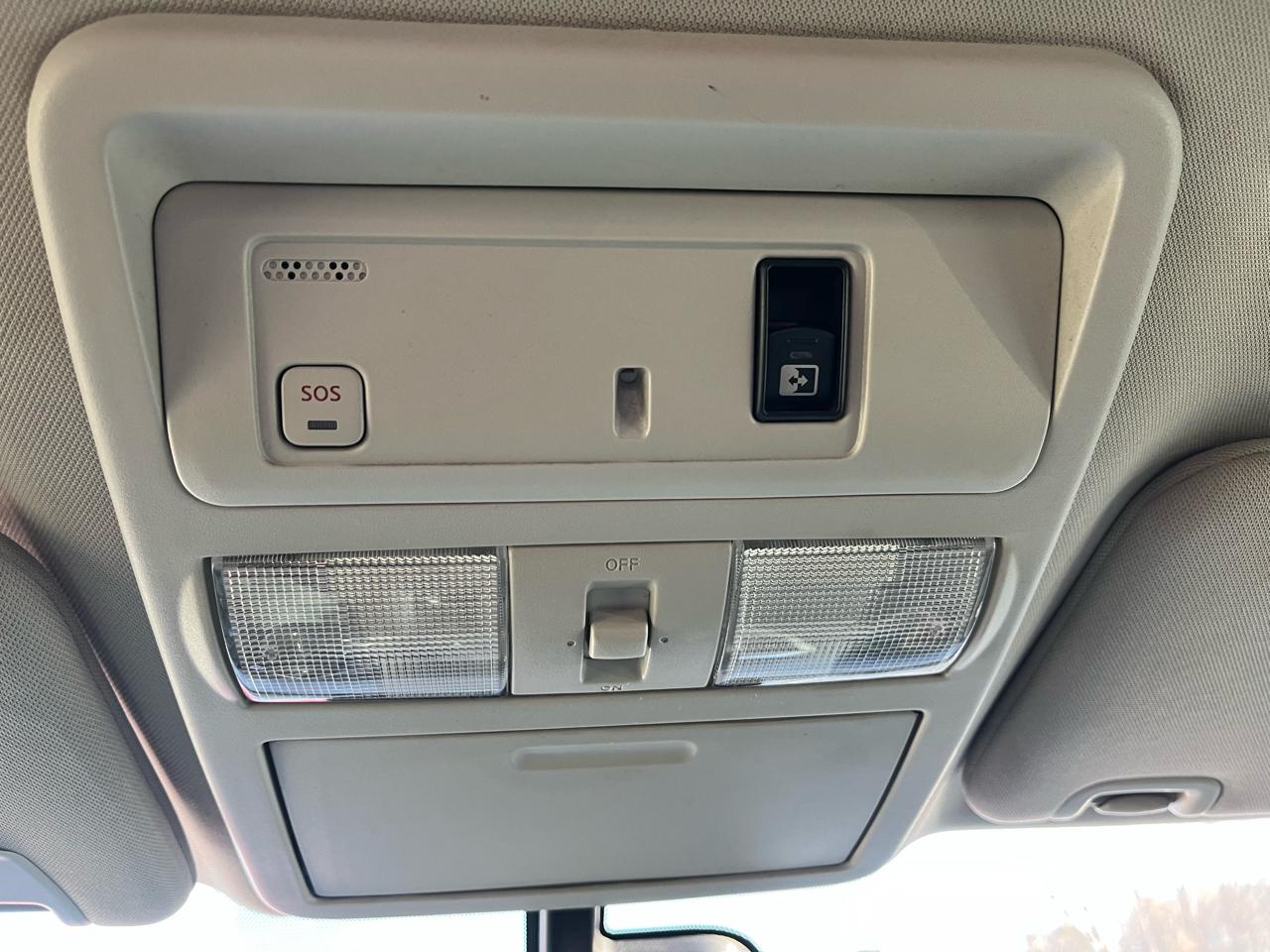 Nissan Titan SL Crew Cab 4WD 2017