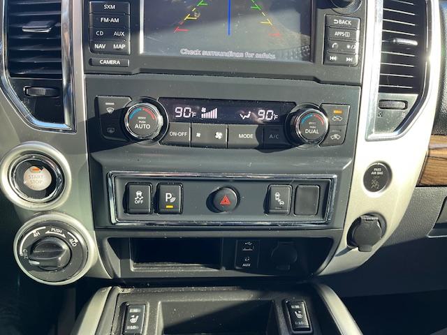 Nissan Titan SL Crew Cab 4WD 2017