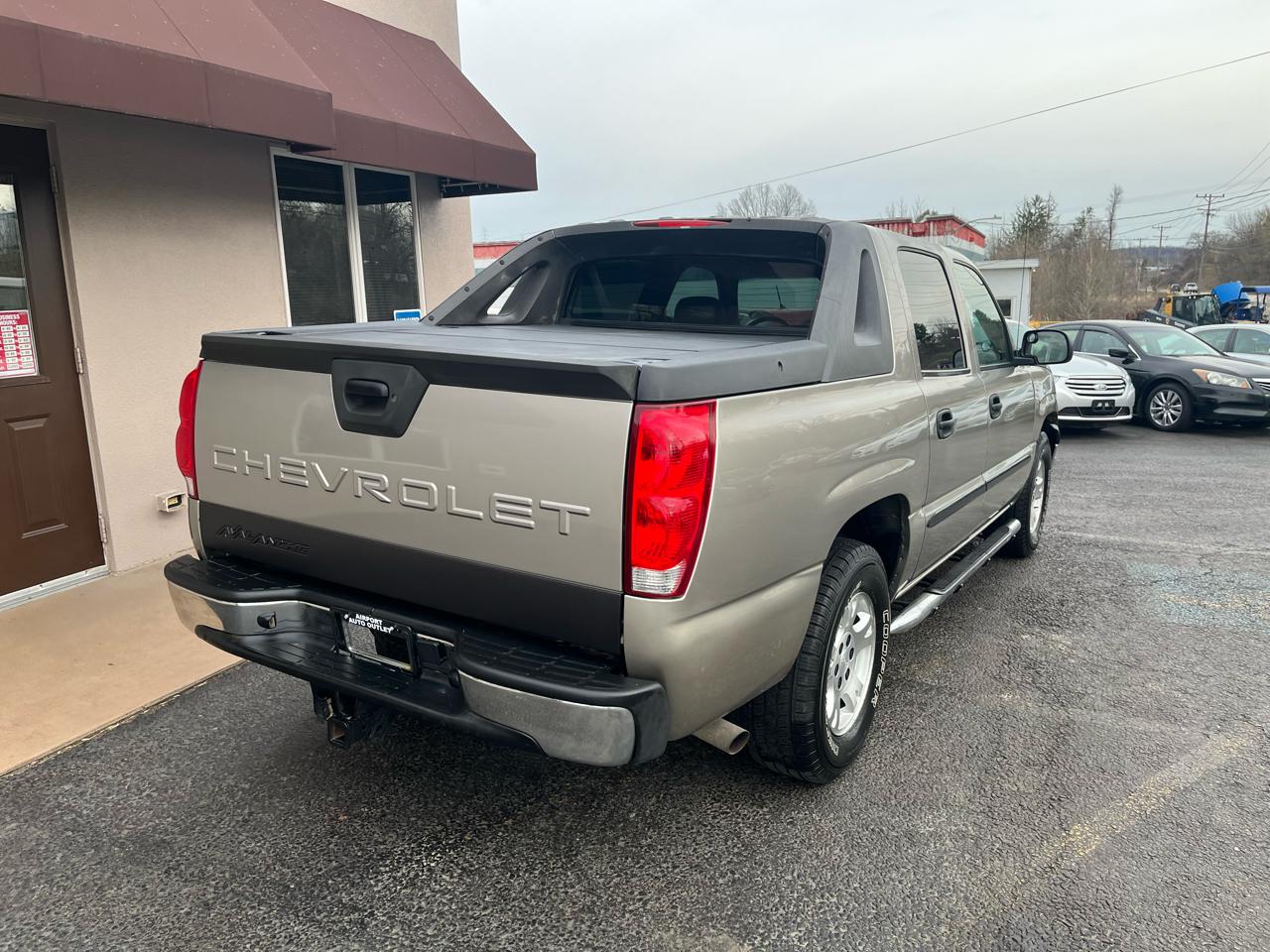 Chevrolet Avalanche 1500 2WD 2003
