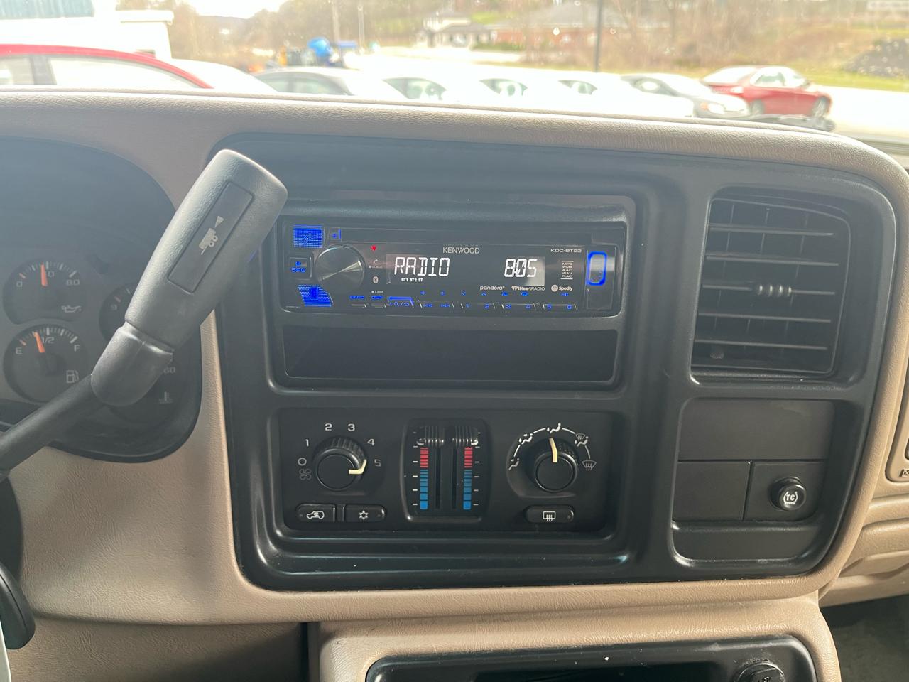 Chevrolet Avalanche 1500 2WD 2003