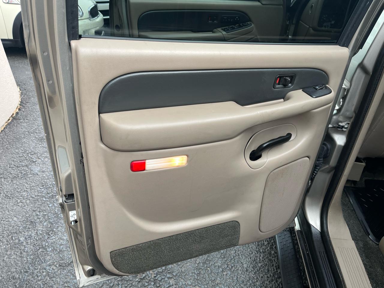 Chevrolet Avalanche 1500 2WD 2003