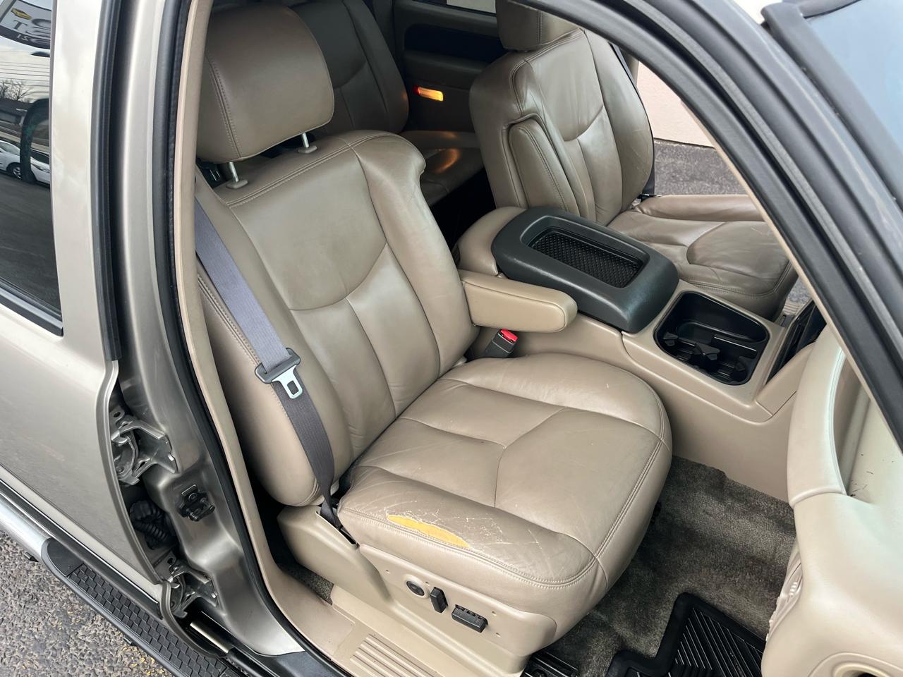 Chevrolet Avalanche 1500 2WD 2003