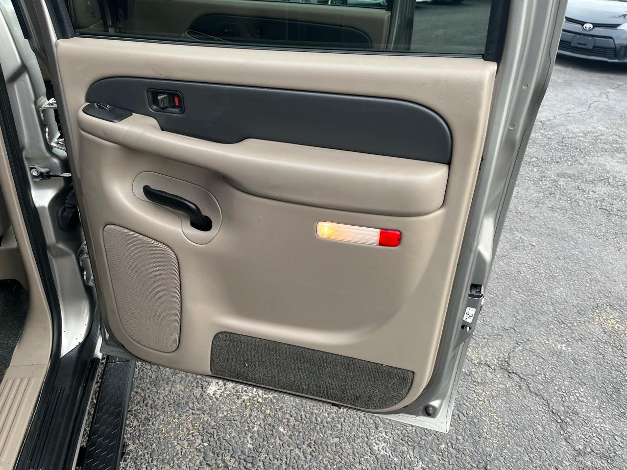 Chevrolet Avalanche 1500 2WD 2003