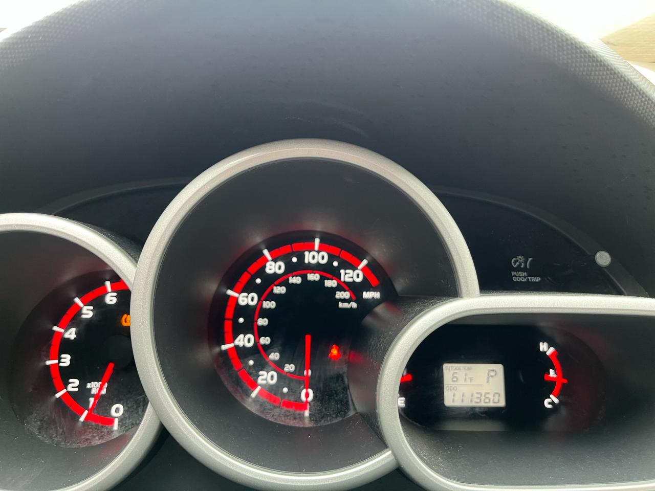 Toyota Matrix Base 4-Speed AT 2010