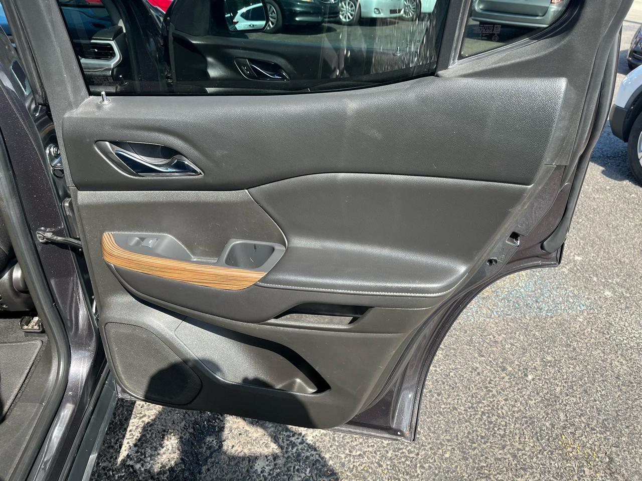 GMC Acadia SLE-2 AWD 2017