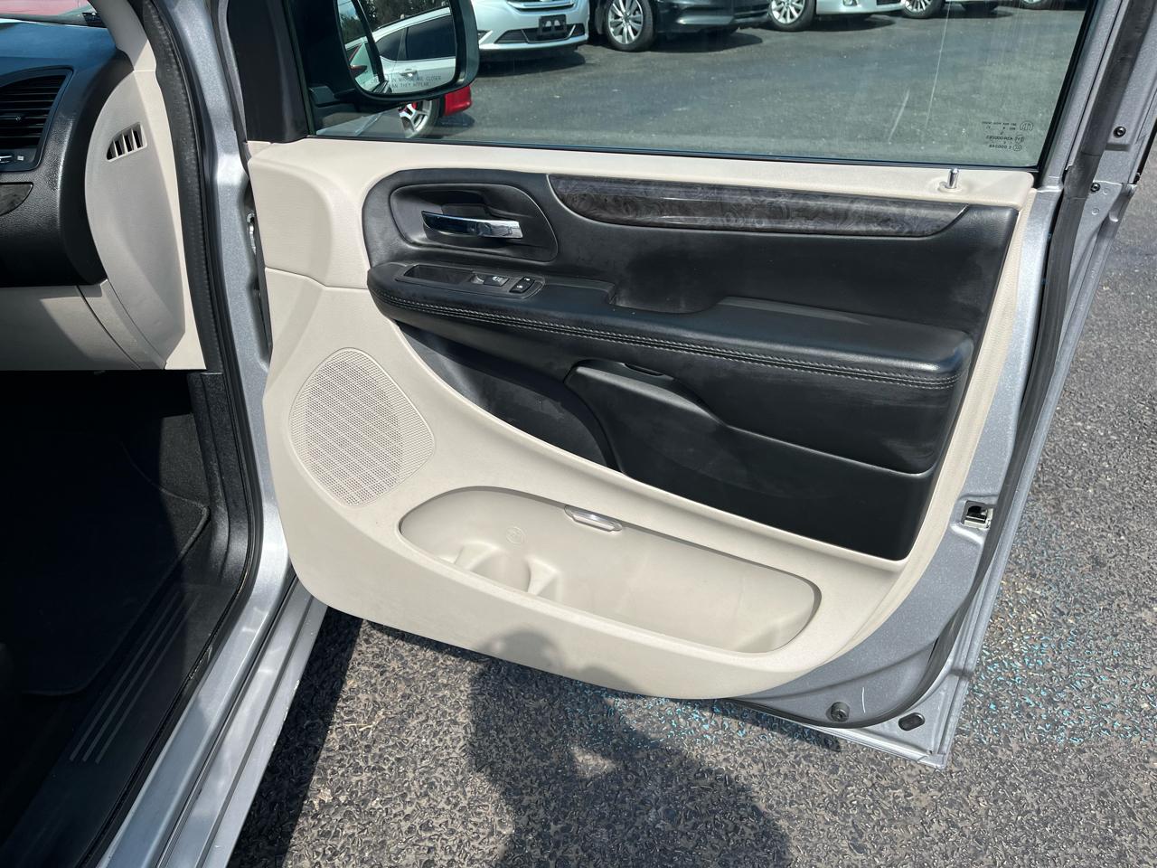 Dodge Grand Caravan SE 2018