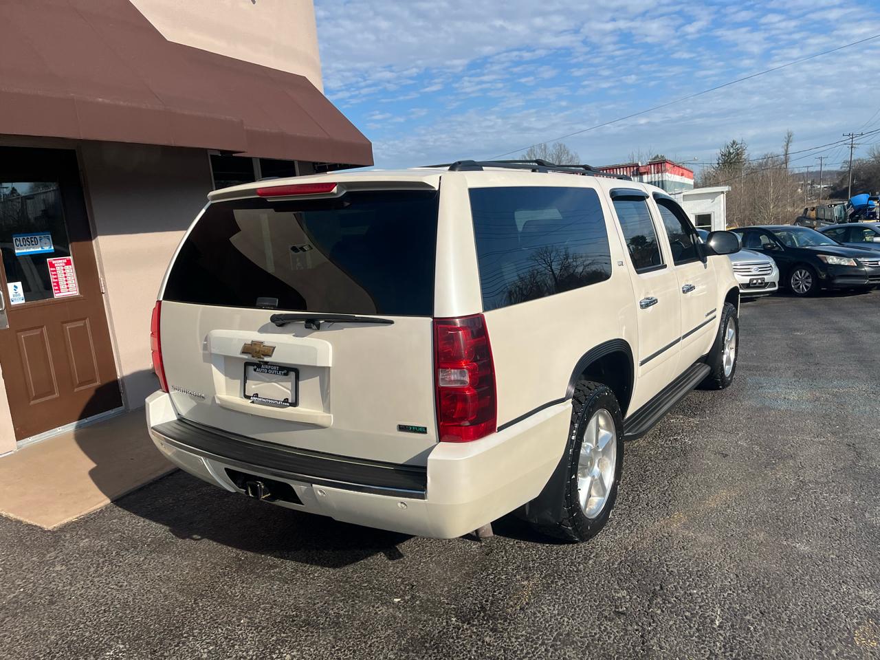 Chevrolet Suburban LTZ 1500 4WD 2010