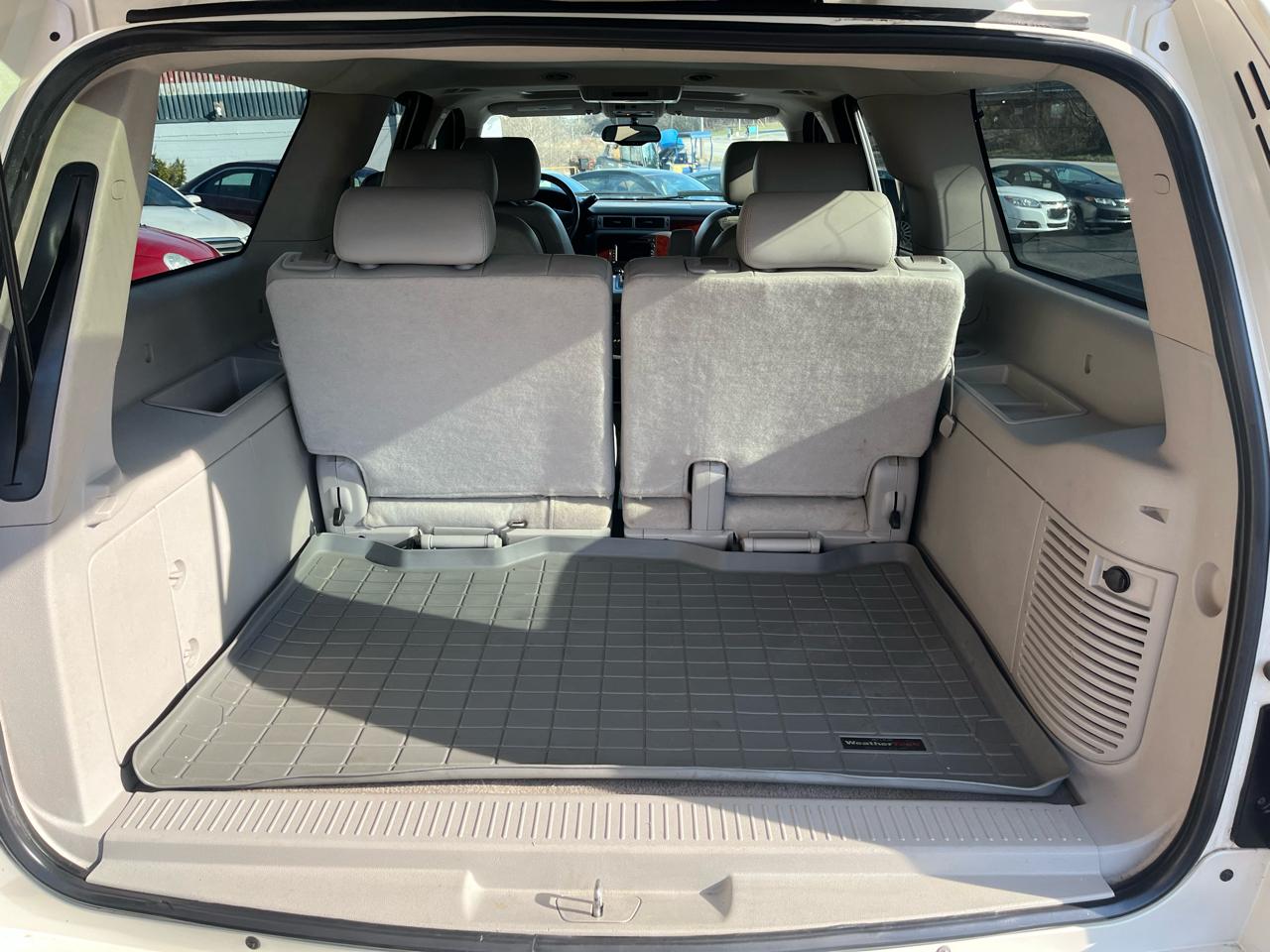 Chevrolet Suburban LTZ 1500 4WD 2010