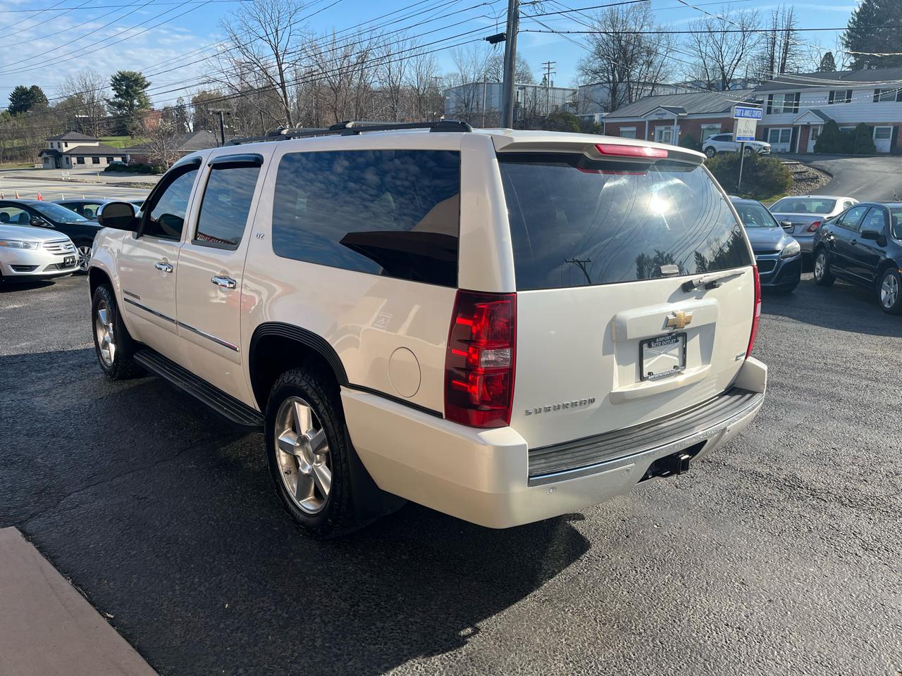 Chevrolet Suburban LTZ 1500 4WD 2010