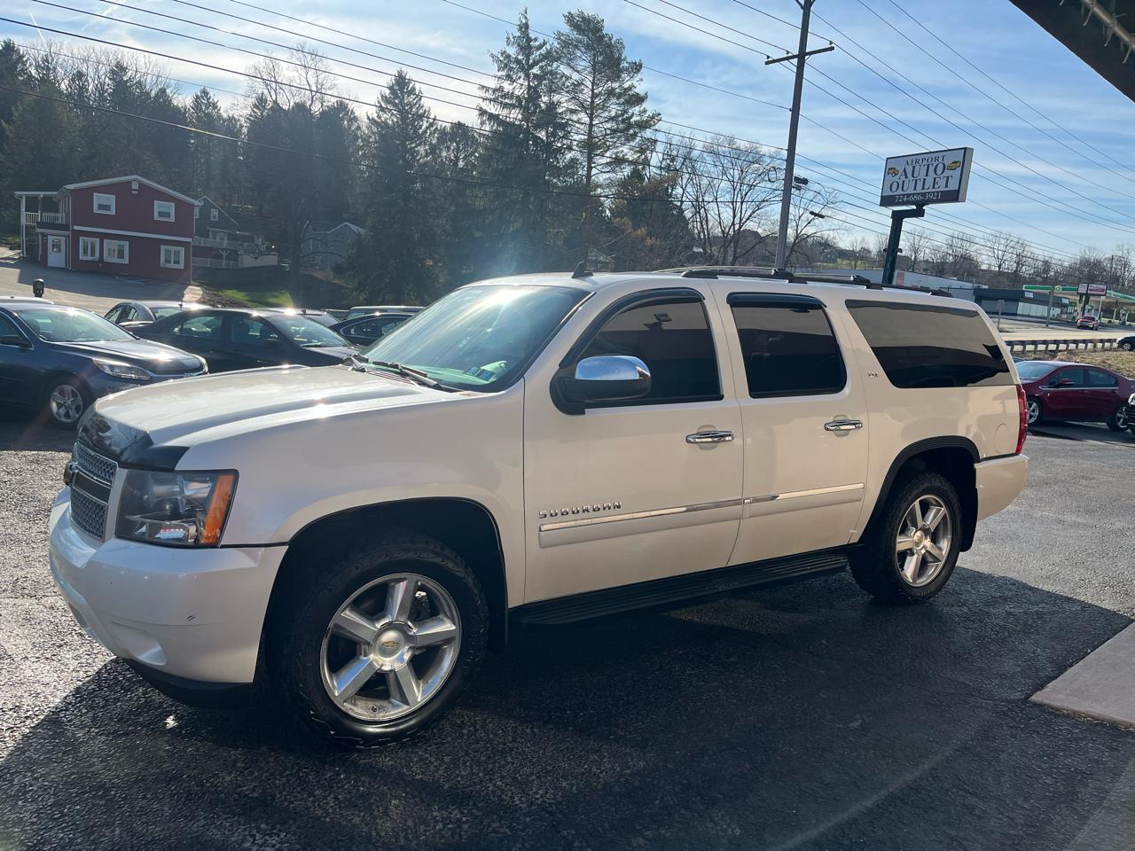 Chevrolet Suburban LTZ 1500 4WD 2010