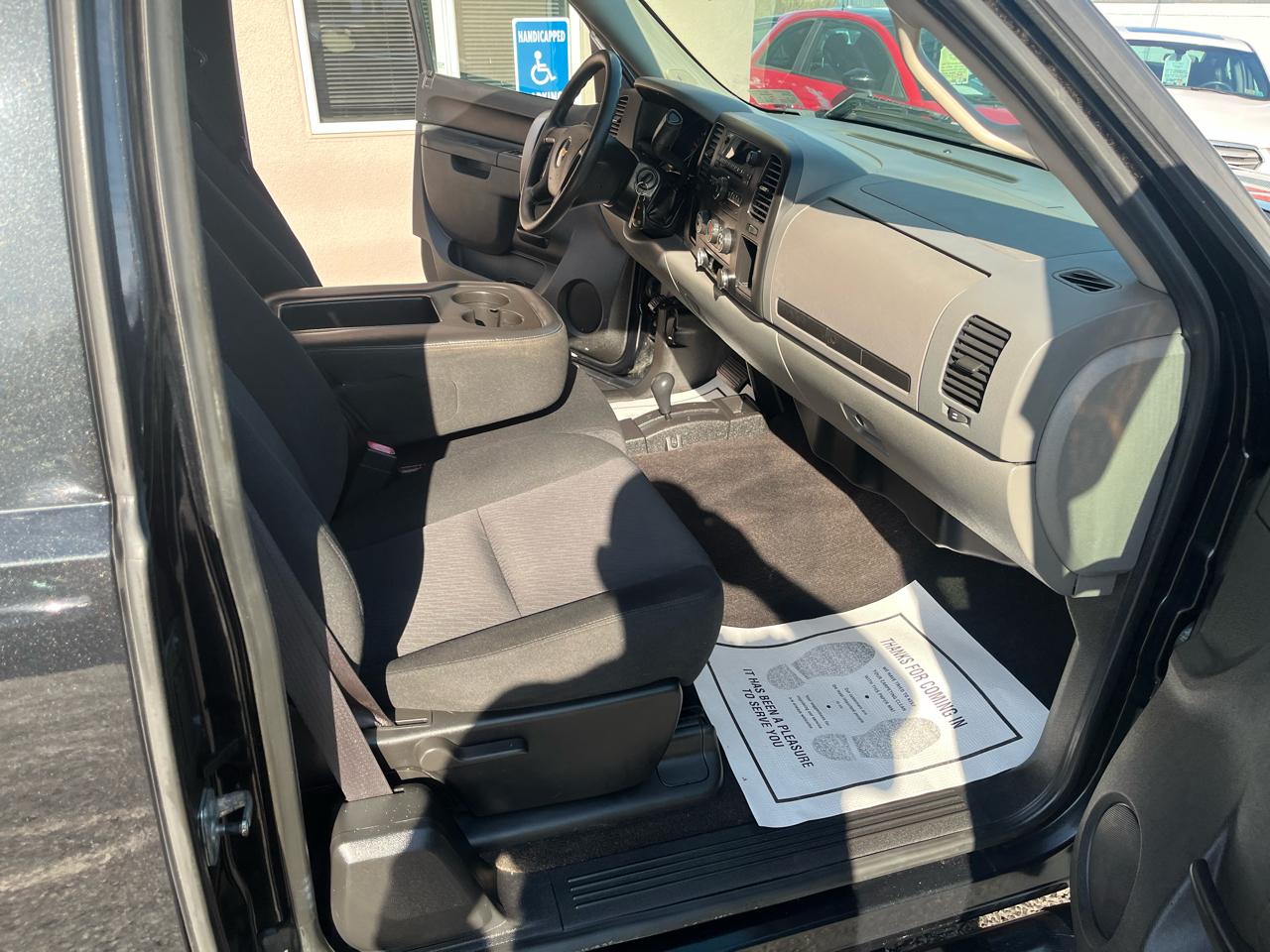 Chevrolet Silverado 1500 LS Extended Cab 4WD 2010