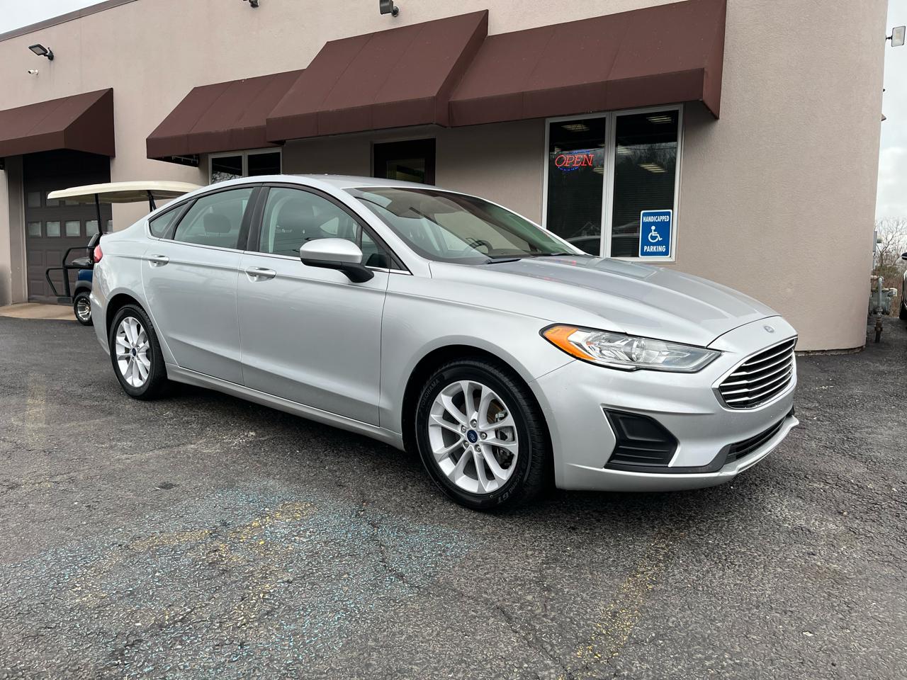 Ford Fusion SE 2019