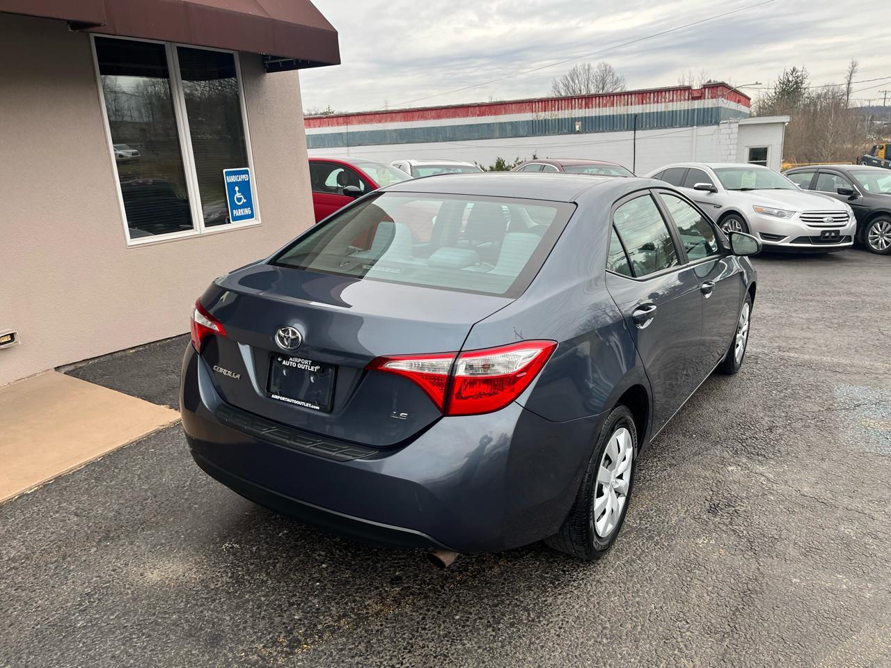 Toyota Corolla LE 4D Sedan 2014