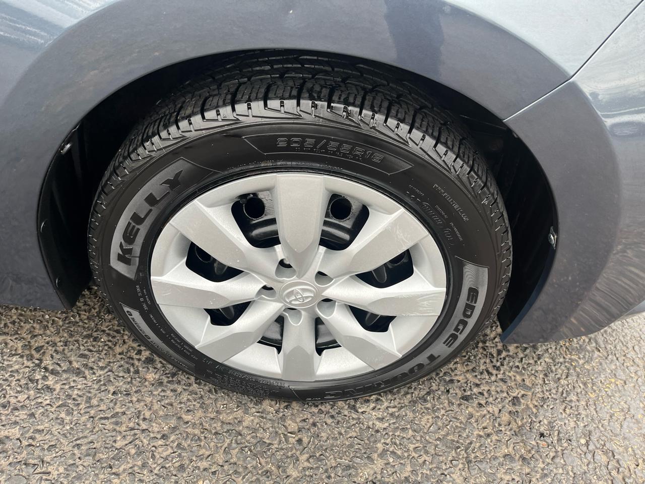 Toyota Corolla LE 4D Sedan 2014