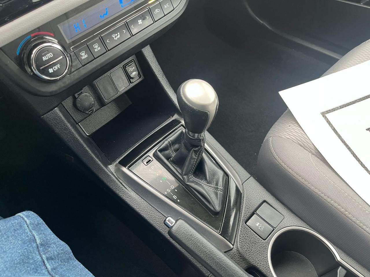 Toyota Corolla LE 4D Sedan 2014