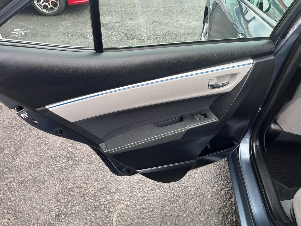 Toyota Corolla LE 4D Sedan 2014