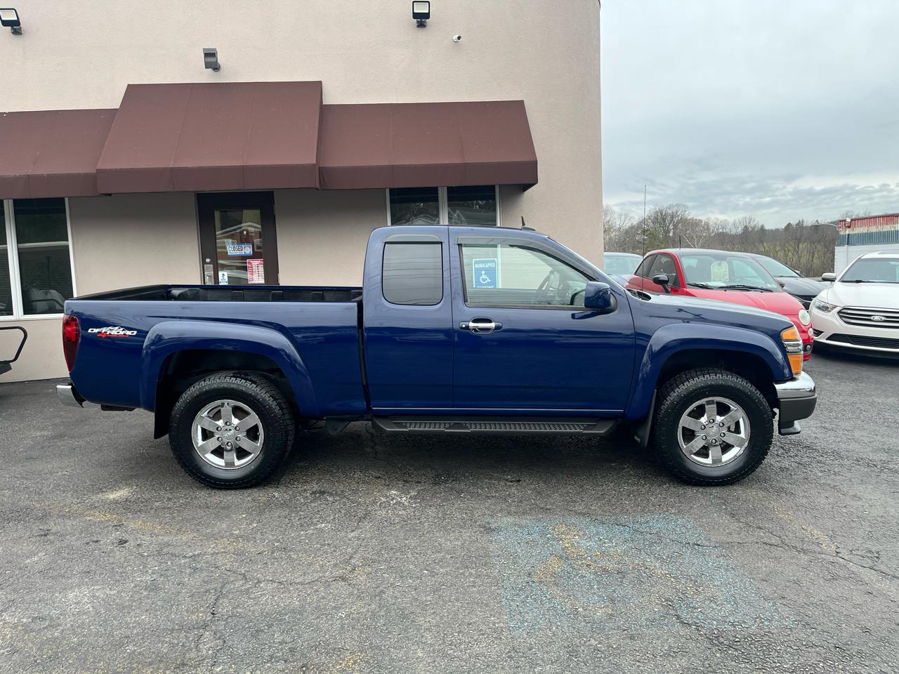 GMC Canyon SLE-2 Ext. Cab 4WD 2010