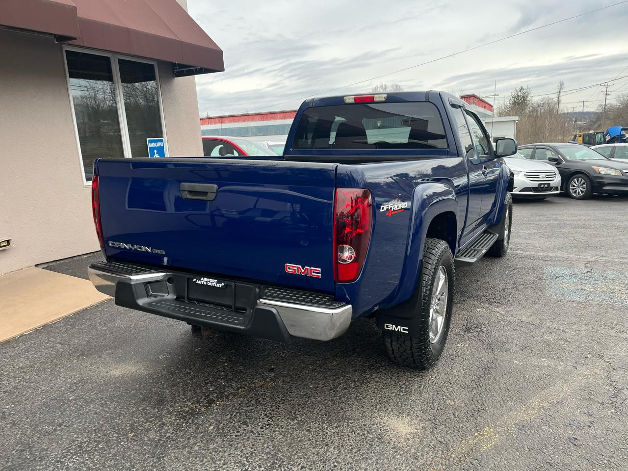 GMC Canyon SLE-2 Ext. Cab 4WD 2010