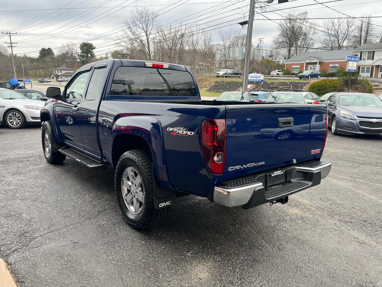 GMC Canyon SLE-2 Ext. Cab 4WD 2010