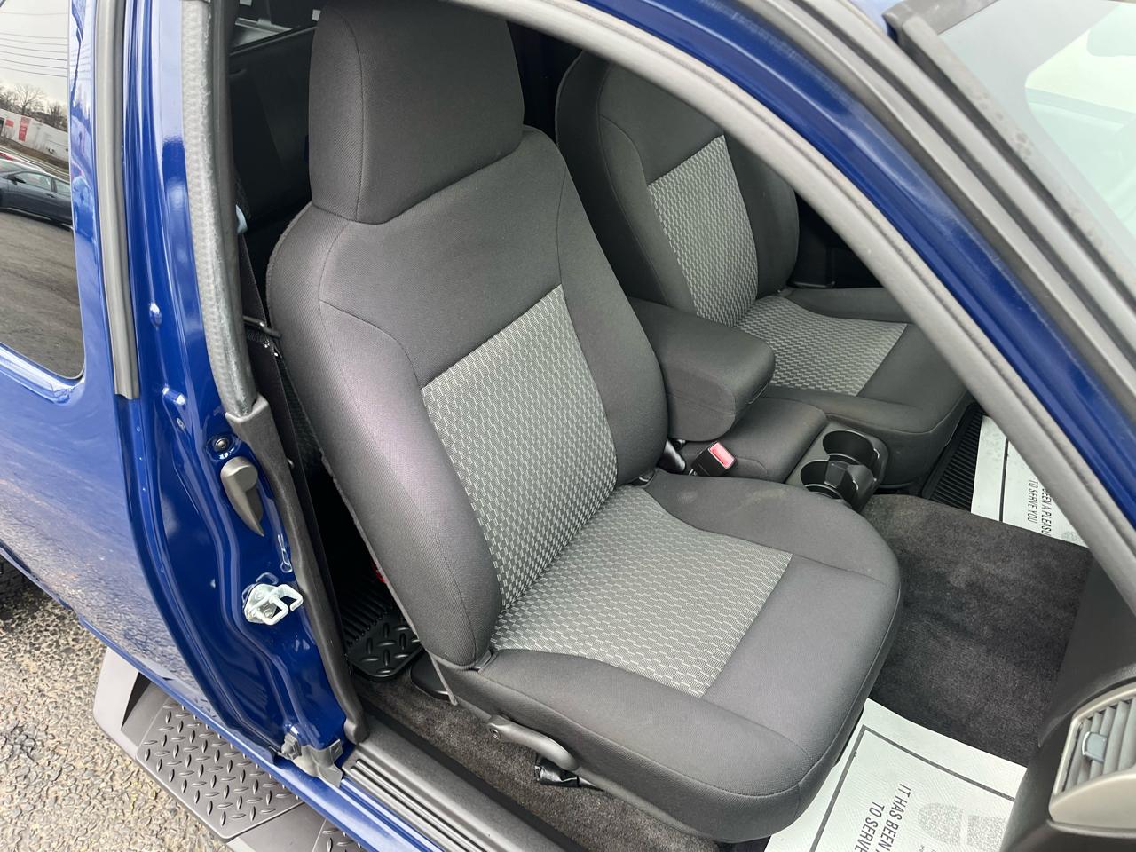 GMC Canyon SLE-2 Ext. Cab 4WD 2010