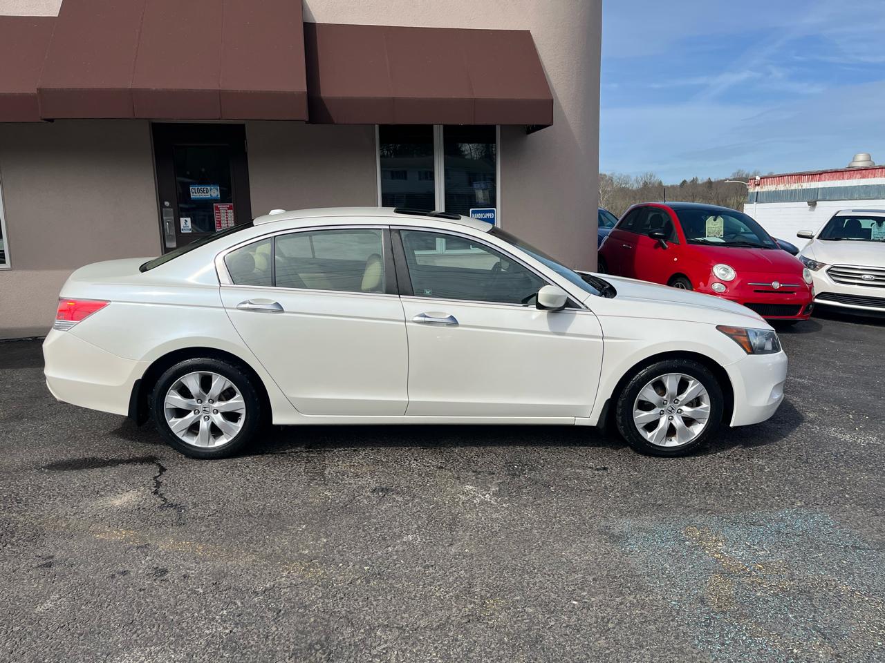 Honda Accord EX-L V-6 Sedan AT 2010