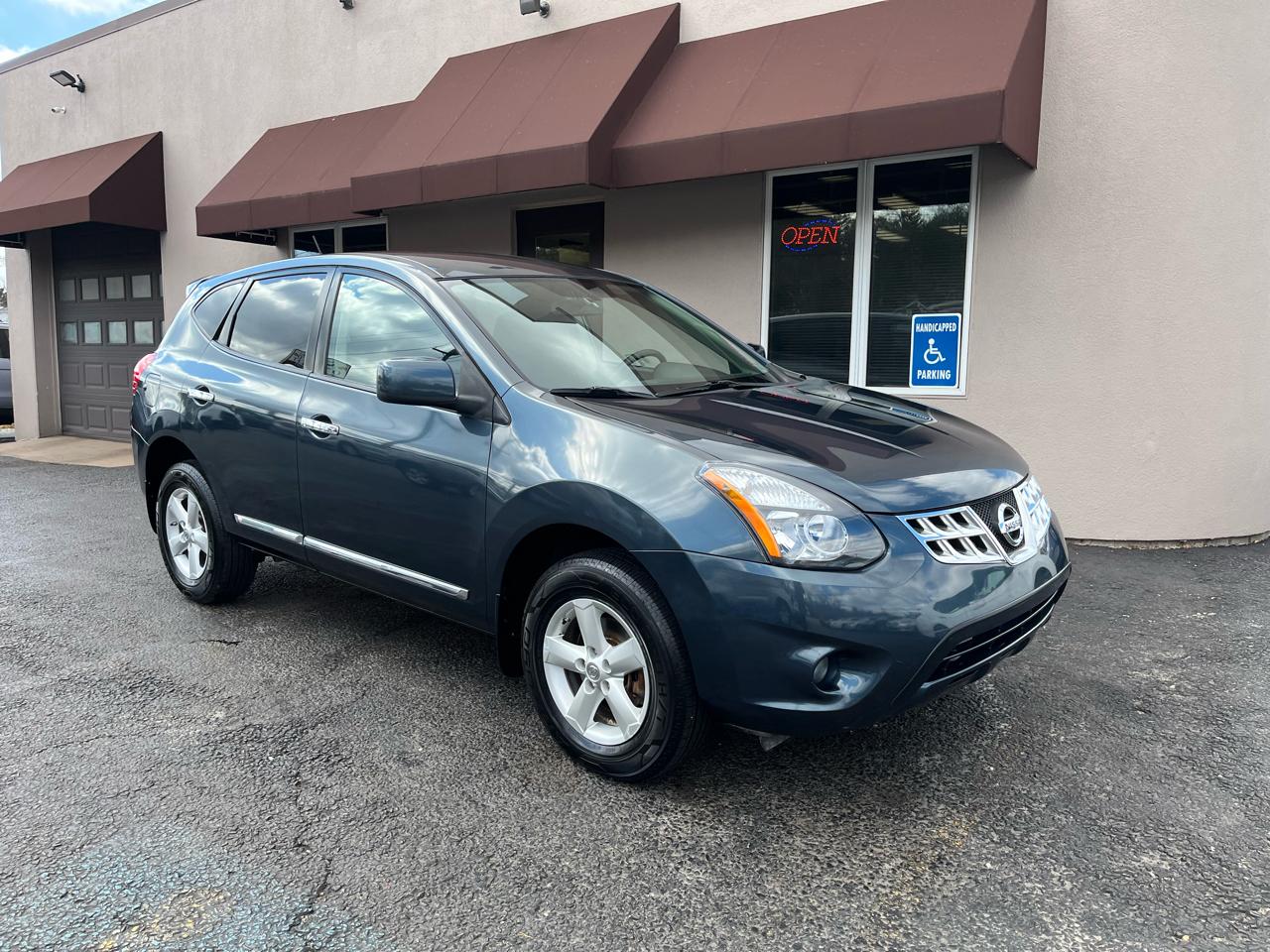 Nissan Rogue S AWD 2013
