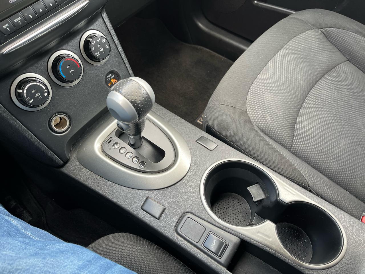 Nissan Rogue S AWD 2013