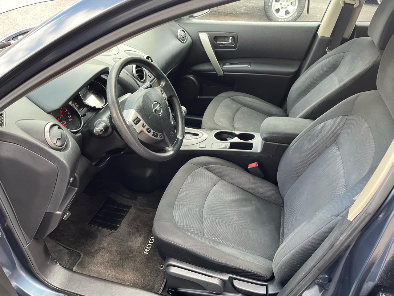 Nissan Rogue S AWD 2013