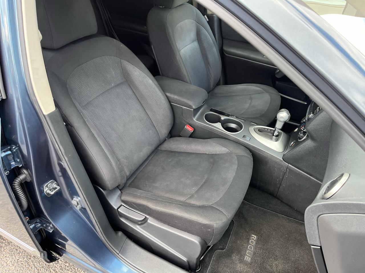 Nissan Rogue S AWD 2013