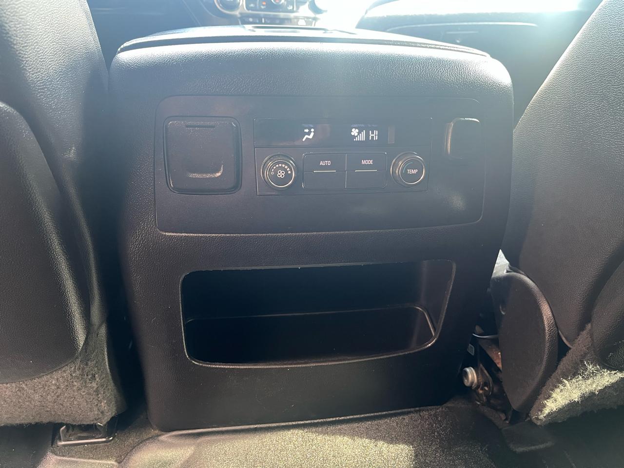 Chevrolet Tahoe LT 4WD 2015