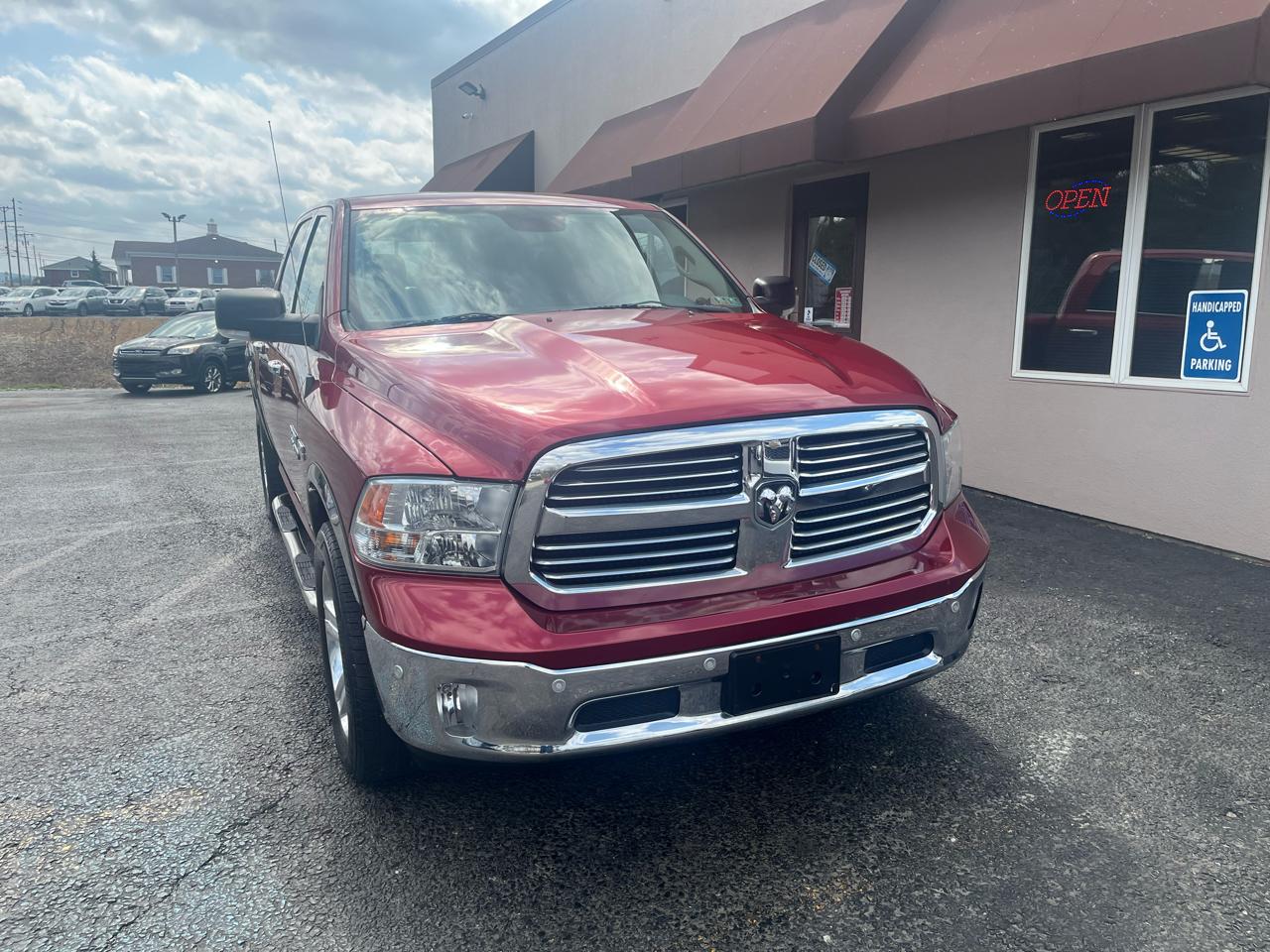 RAM 1500 SLT Crew Cab SWB 4WD 2014