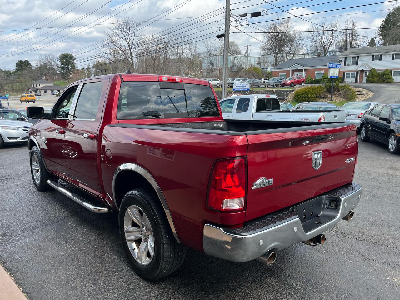 RAM 1500 SLT Crew Cab SWB 4WD 2014